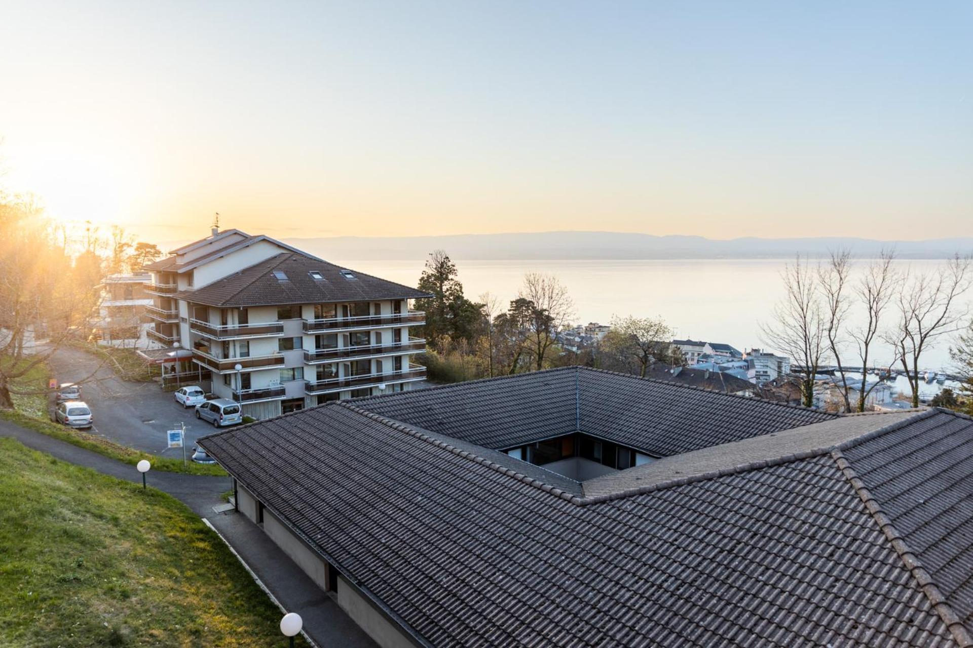 Cote Lac Hostel Evian 外观 照片