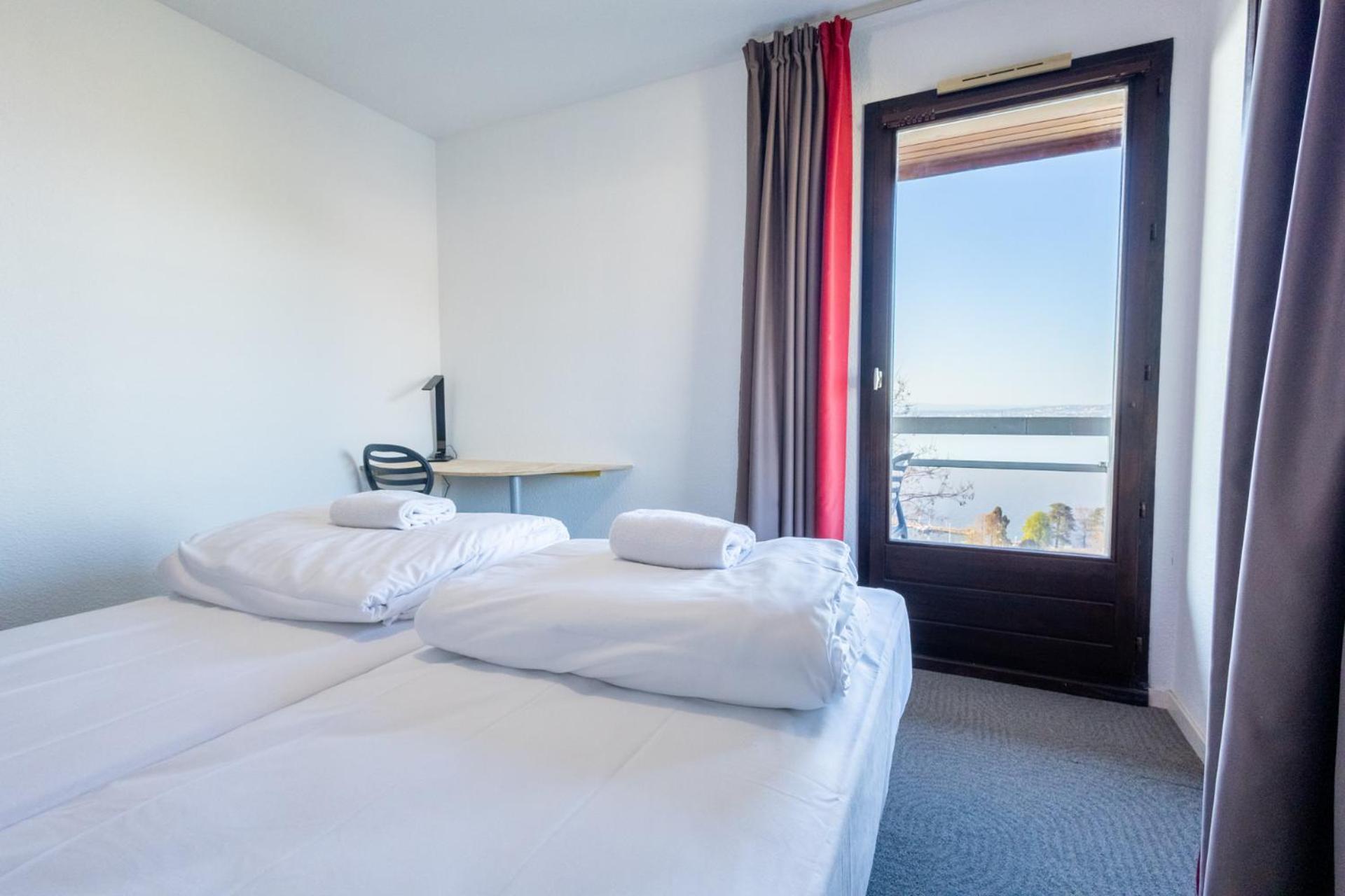 Cote Lac Hostel Evian 外观 照片
